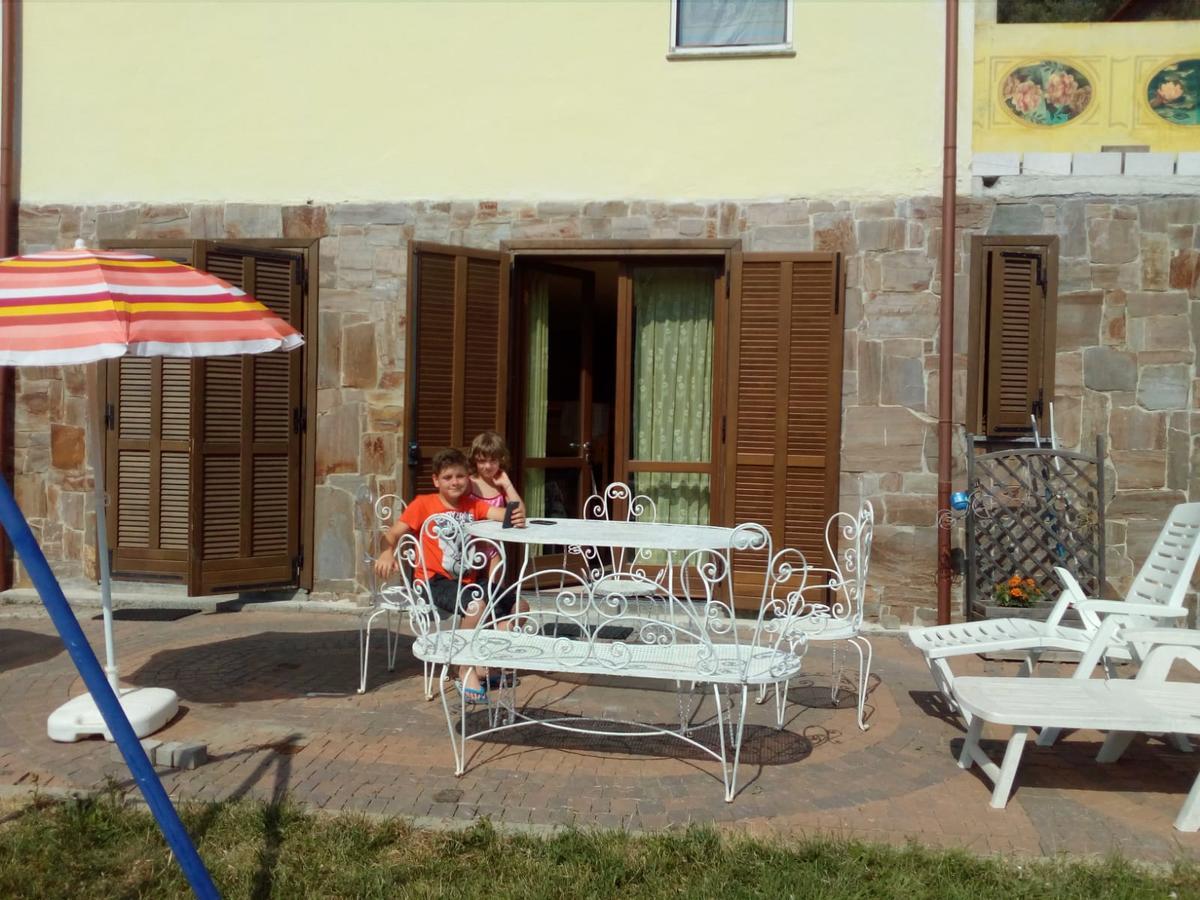 Villa Imperia Империя Экстерьер фото
